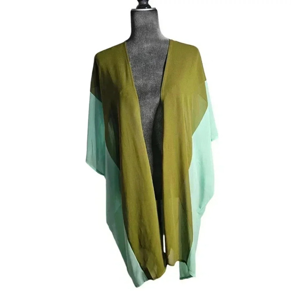 YLhighton Cardigan O/S NWT - Picture 1 of 5